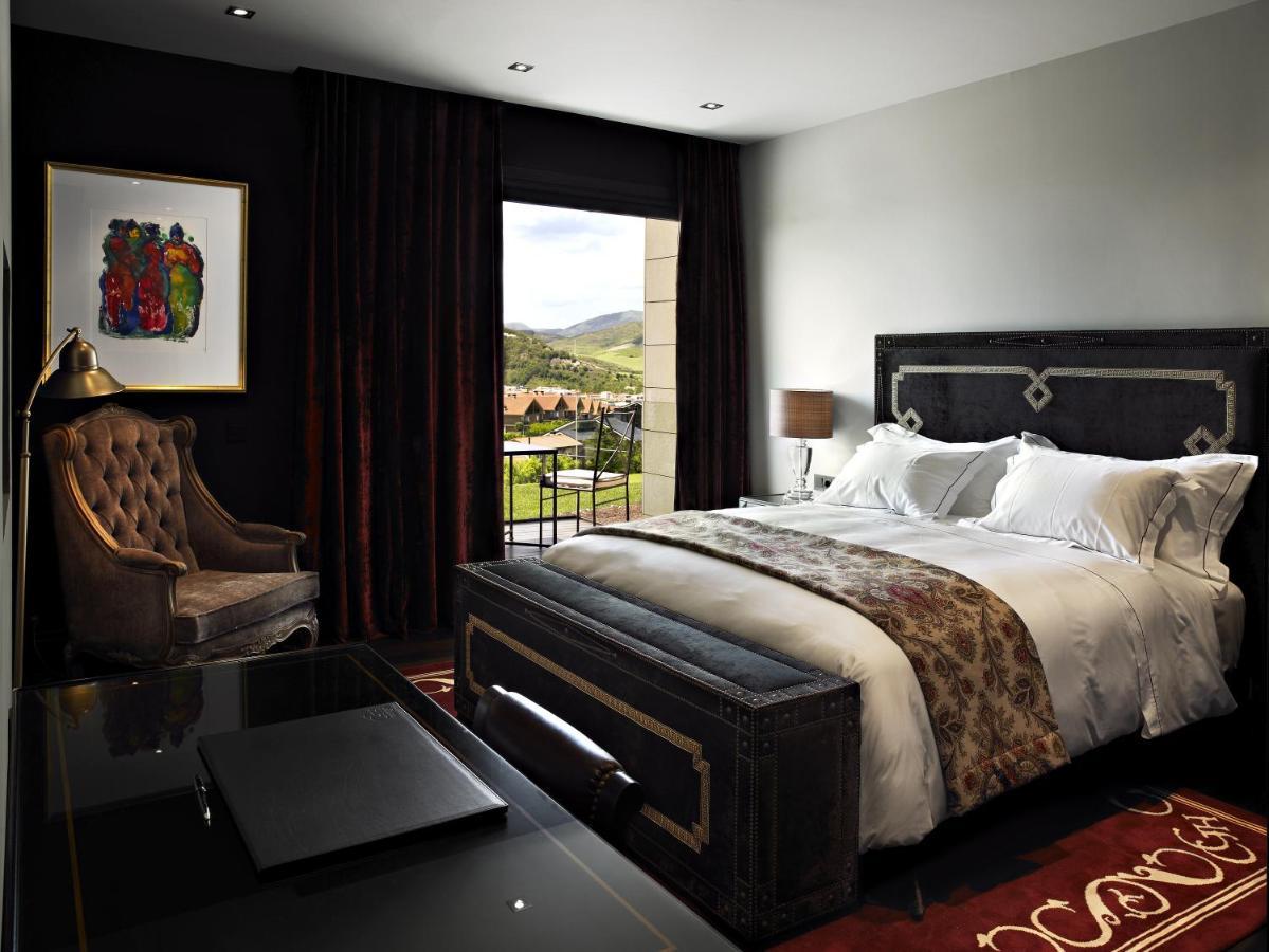 Hotel Castillo De Gorraiz&Spa Εξωτερικό φωτογραφία